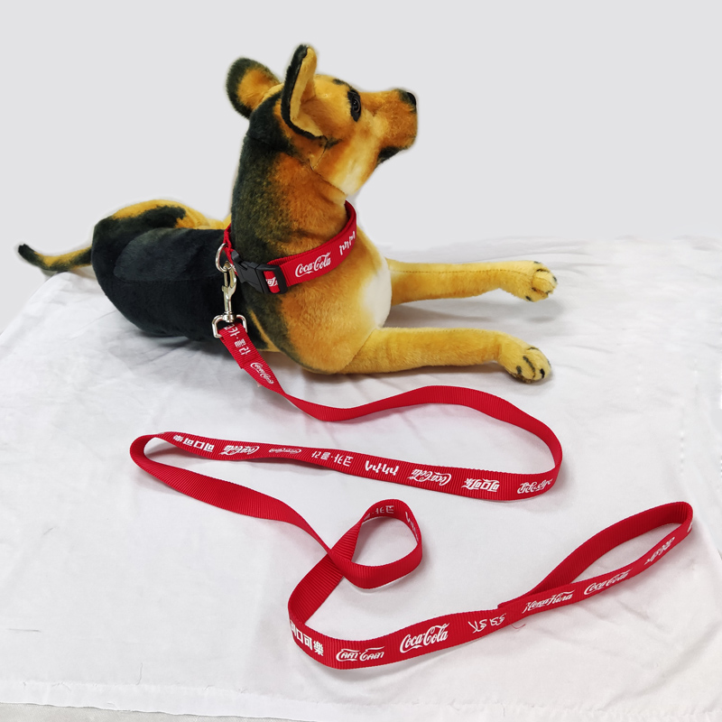 Red Nylon pet collars with custom design logo for adverting gift
