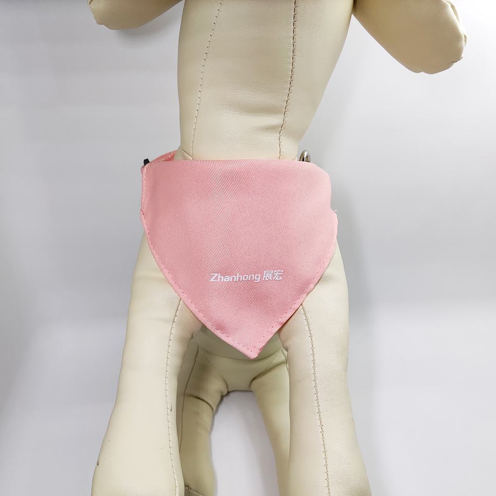 粉色复古精致外观手帕狗项圈围巾