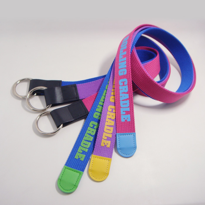 おしゃれなおっとりしたポリエステルベルト合成皮革カットソー双ループベルト