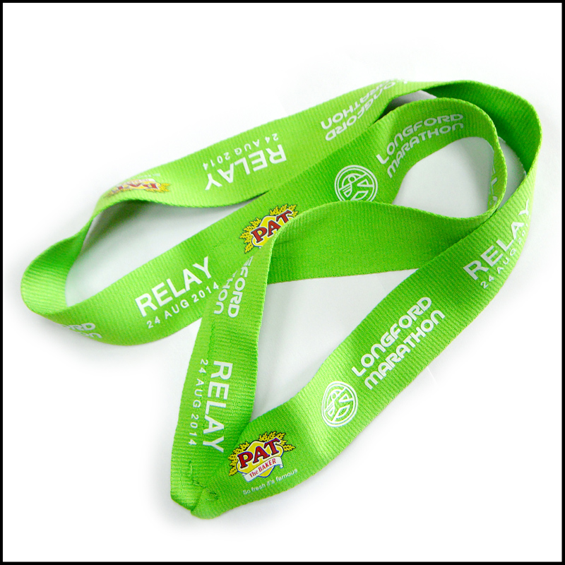 ポリエステル製の印刷されたロゴのネックストラップスポーツメダルホルダーを満たす